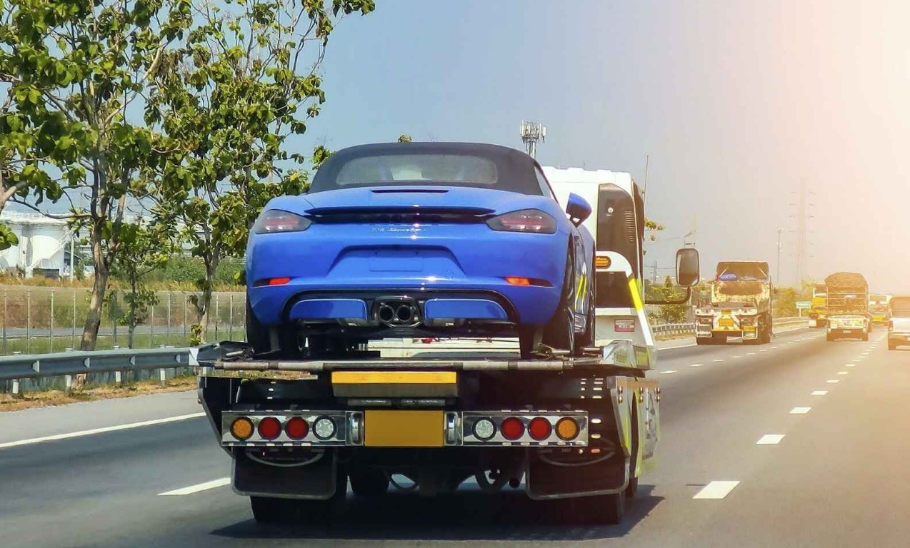Long-distance towing service transporting luxury sports car safely in Bountiful, UT